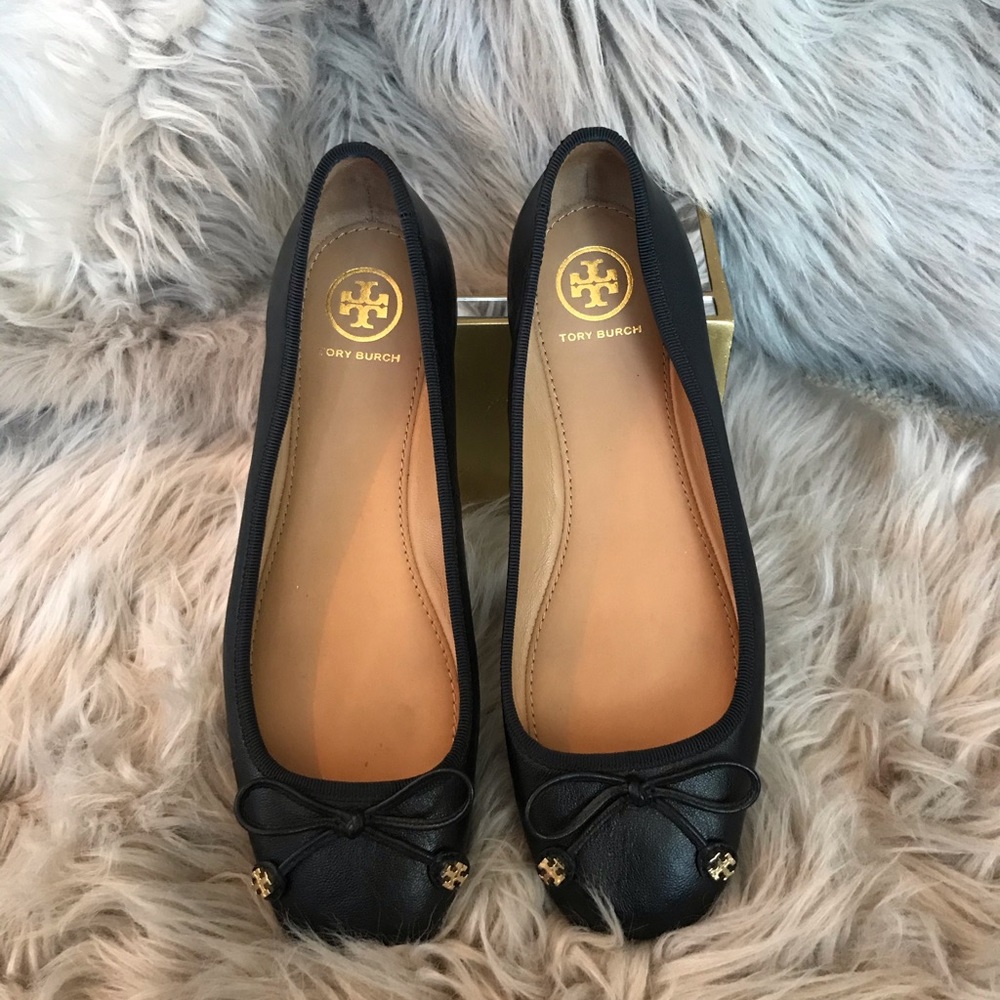 Tory Burch black leather flats